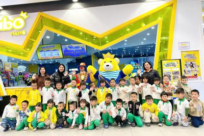 Bé khối 5 tuổi tham quan siêu thị “Go”